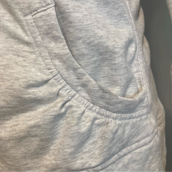 Lululemon Women's Grey Hoodie Damaged! No Size! - Picture 15 of 16